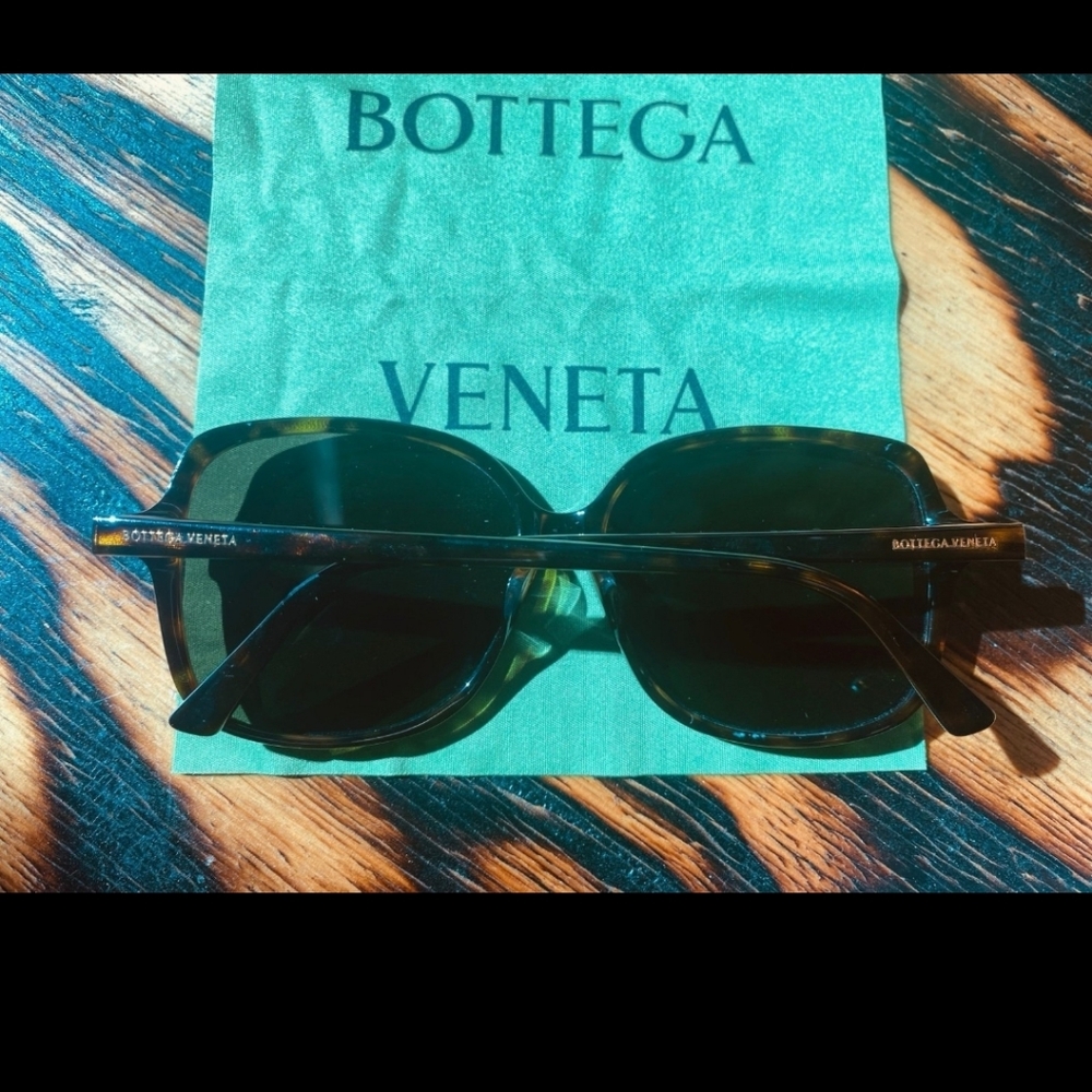 Bottega Veneta Brown Square Made In Italy New Sunglasses Case Luxery - Picture 2 of 9